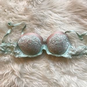 Sexy Victoria’s Secret teal and cream sparkle bra